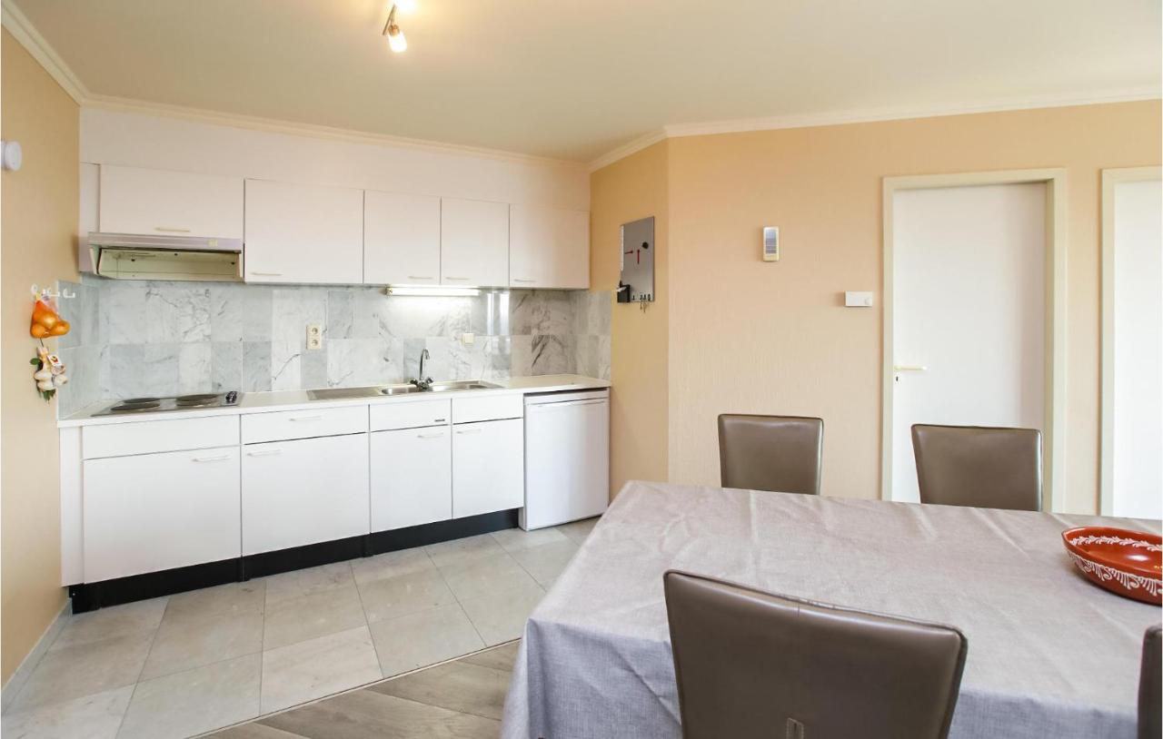 1 Bedroom Lovely Apartment In Oostende Ngoại thất bức ảnh